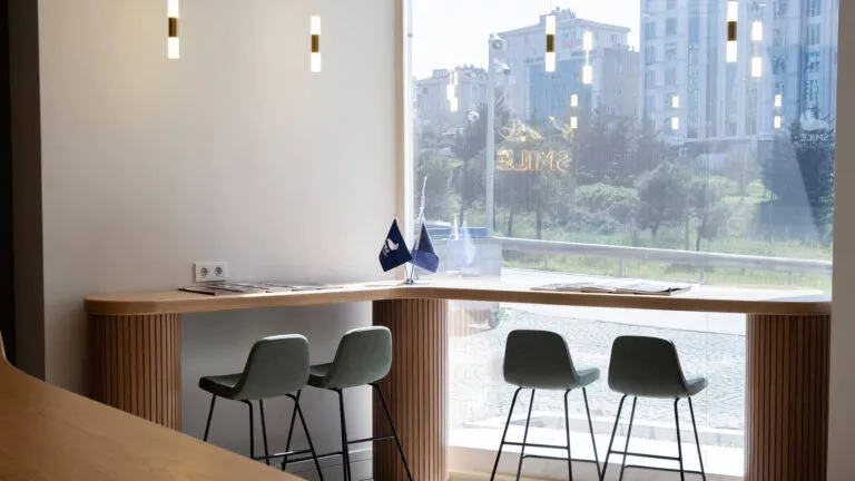 Wartebereich der Smile Hair Clinic